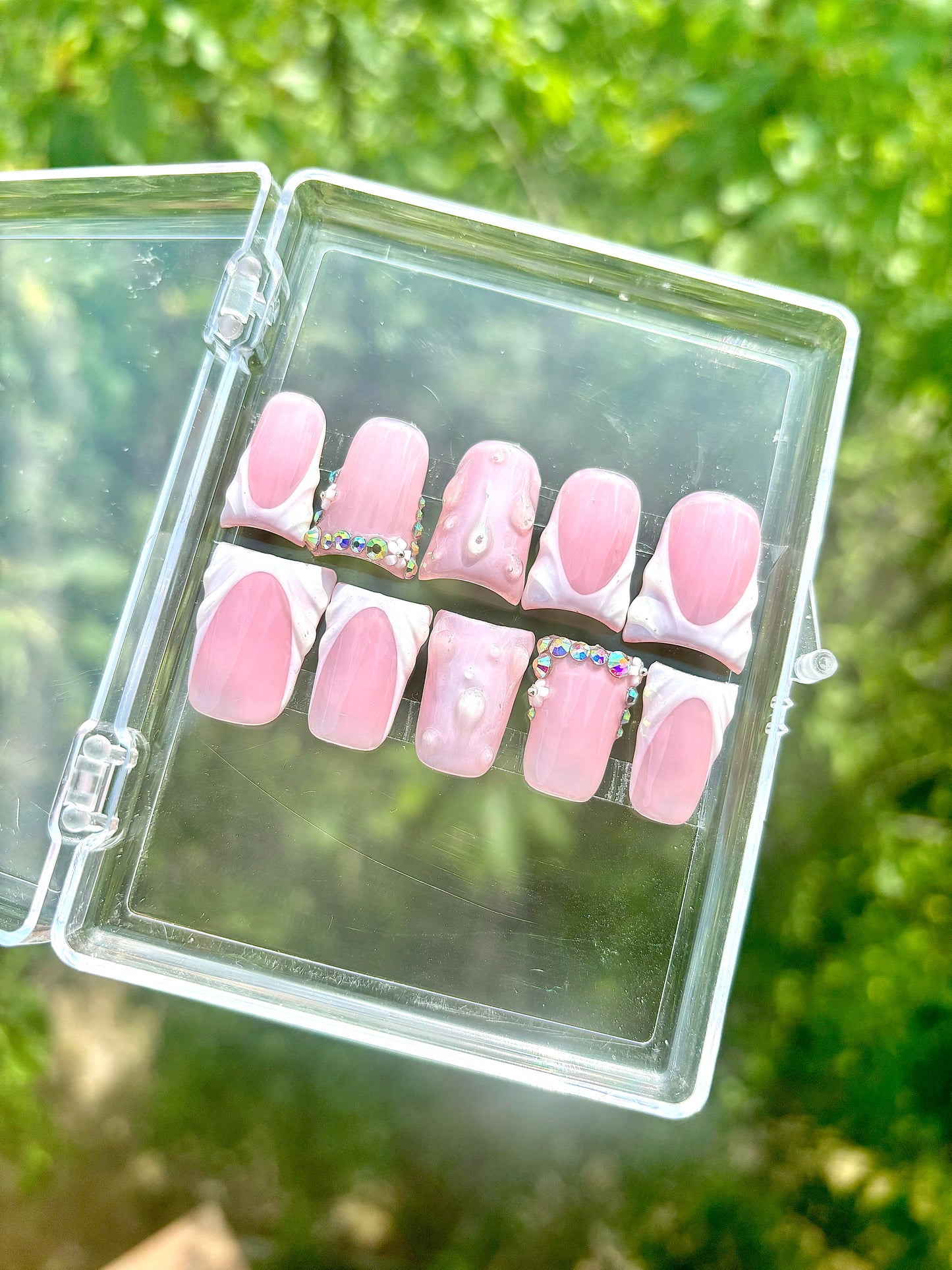 “Missy” French Press On Nails